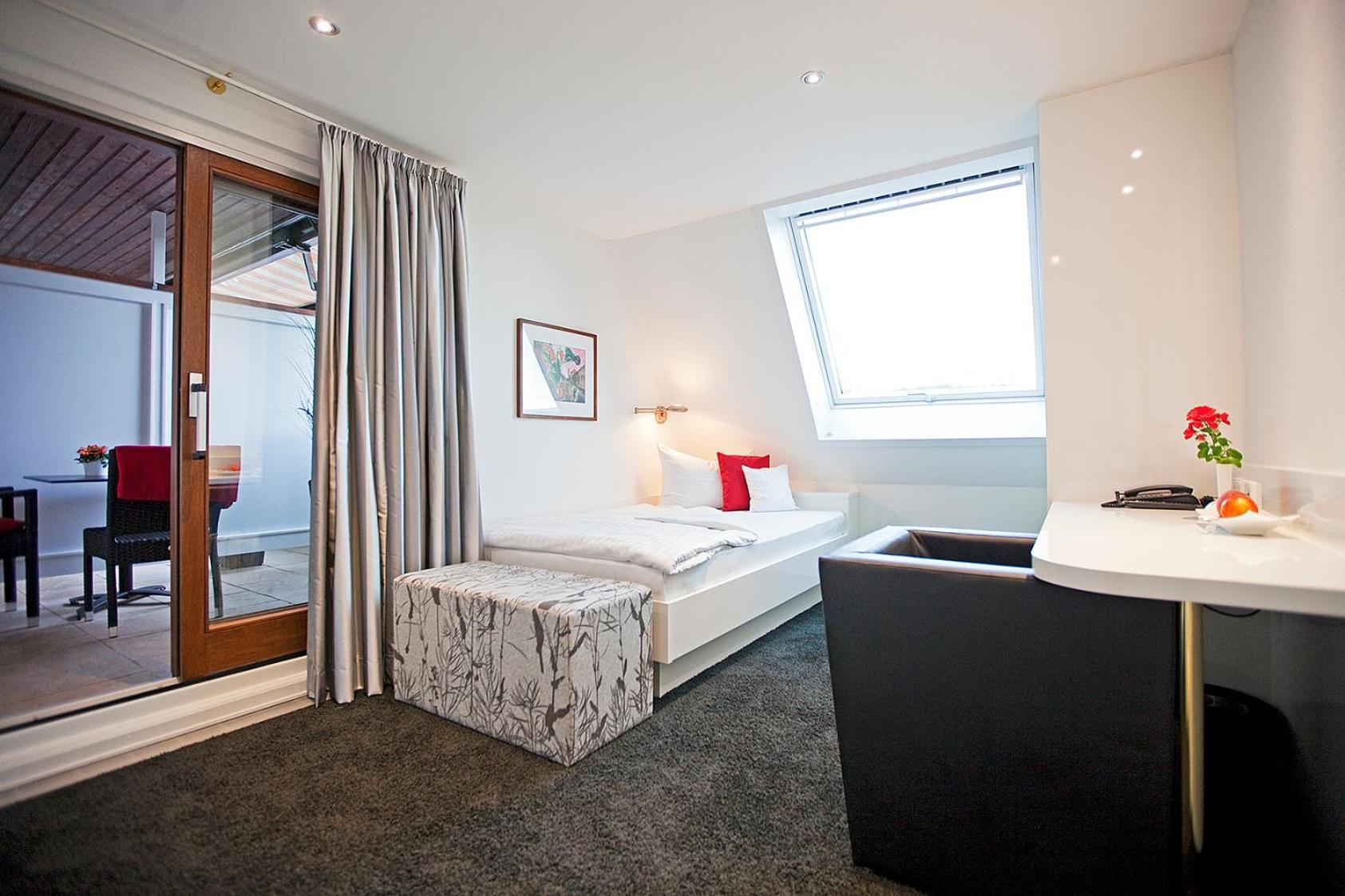 Hotel Krone Ohg Gerlingen Room photo